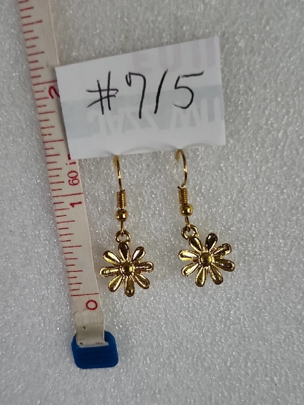 Hand Crafted Gold Floral Daisy Drop Earrings - Picture 4 of 5